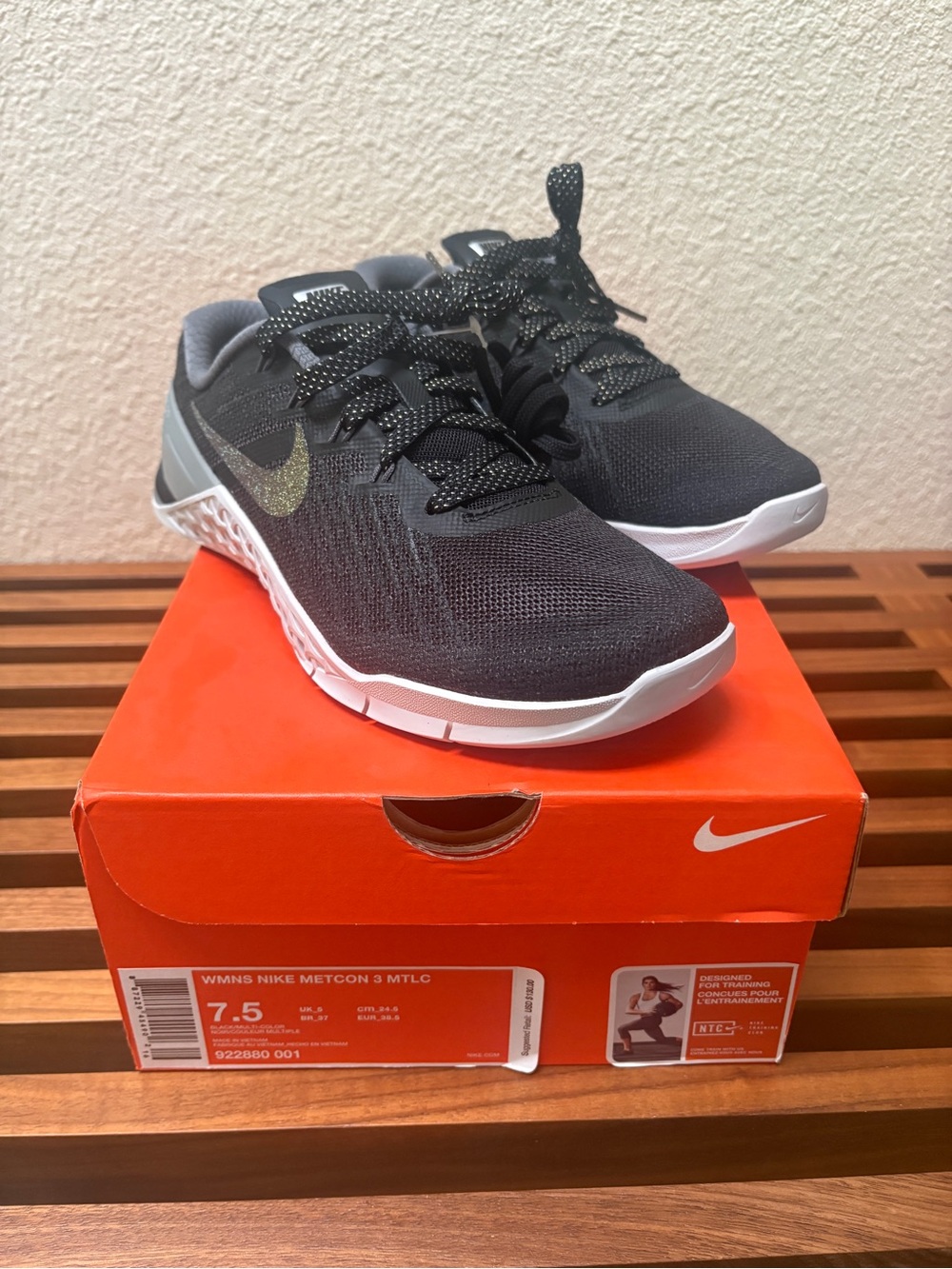 Nike Women’s Metcon 3 Metallic Training Shoes